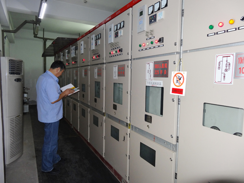 �ߵ�ѹ���ֵ��